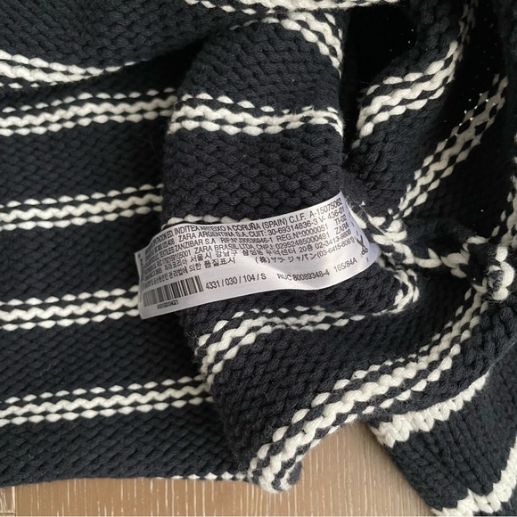 Zara Striped Cropped Sweater Navy - Picture 3 of 4